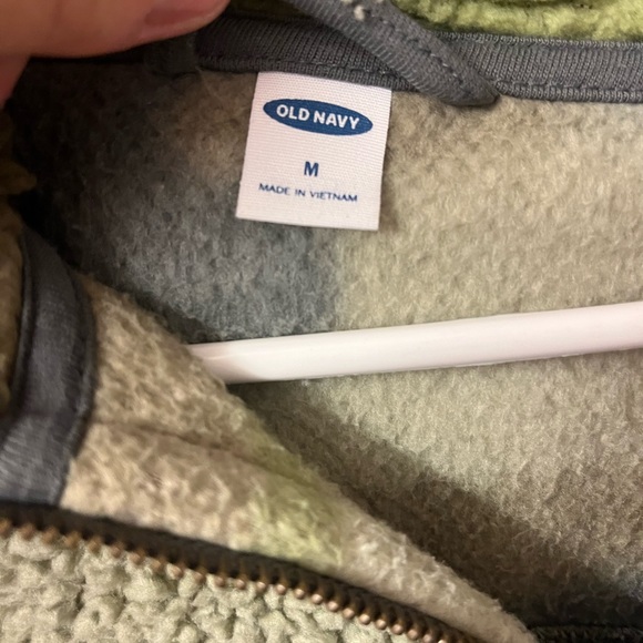 Fuzzy coat - Picture 3 of 3